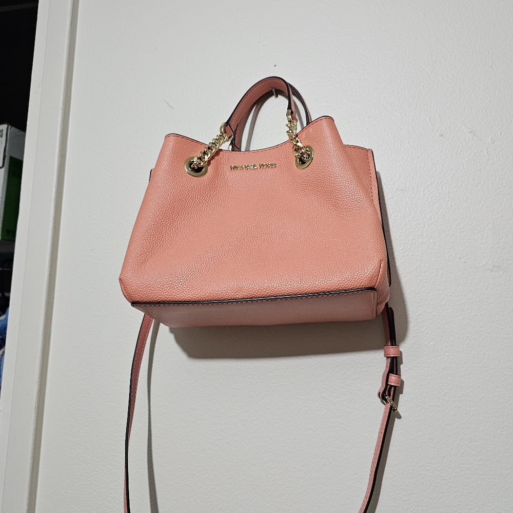 Authentic Michael Kors leather Tote/Crossbody Bag - Picture 8 of 10